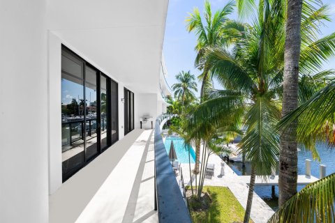 Copropriété à vendre à Fort Lauderdale, Floride: 3 chambres, 197.7 m2 № 2393355 - photo 29