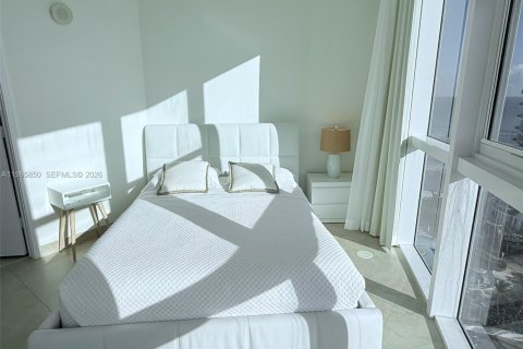 Copropriété à louer à Sunny Isles Beach, Floride: 2 chambres, 119.75 m2 № 2081251 - photo 13