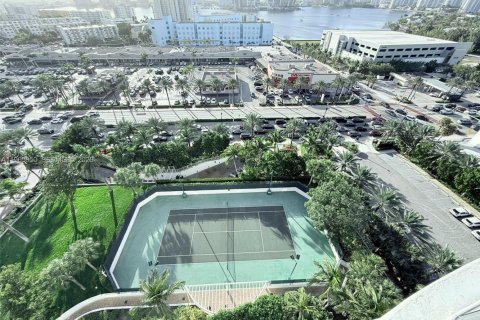 Copropriété à louer à Sunny Isles Beach, Floride: 2 chambres, 119.75 m2 № 2081251 - photo 26