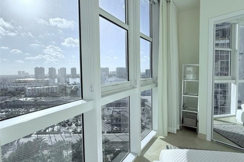 Copropriété à louer à Sunny Isles Beach, Floride: 2 chambres, 119.75 m2 № 2081251 - photo 14