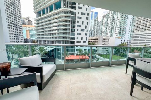 Condo in Miami, Florida, 1 bedroom  № 1813910 - photo 18
