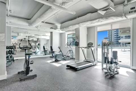 Condominio en venta en Hollywood, Florida, 2 dormitorios, 113.34 m2 № 1947859 - foto 14