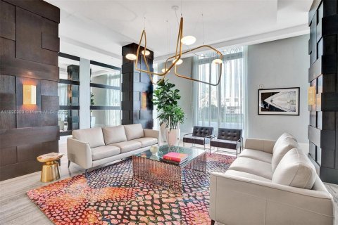 Condominio en venta en Hollywood, Florida, 2 dormitorios, 113.34 m2 № 1947859 - foto 17