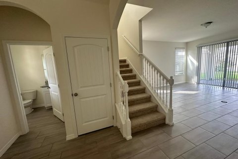 Casa en alquiler en Winter Garden, Florida, 4 dormitorios, 230.77 m2 № 2204459 - foto 13