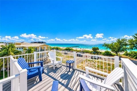 Villa ou maison à vendre à Bradenton Beach, Floride: 7 chambres, 291.16 m2 № 2433615 - photo 6