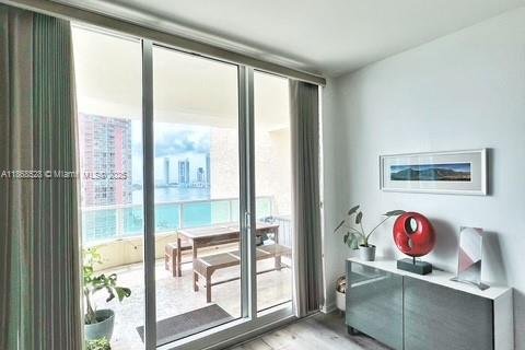 Copropriété à vendre à Aventura, Floride: 2 chambres, 153.29 m2 № 1926753 - photo 4