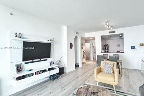 Copropriété à vendre à Aventura, Floride: 2 chambres, 153.29 m2 № 1926753 - photo 2