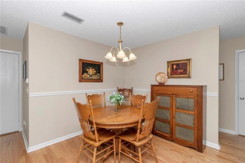 House in Ocala, Florida 2 bedrooms, 148.09 sq.m. № 1626101 - photo 7