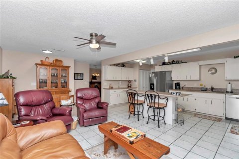 House in Ocala, Florida 2 bedrooms, 148.09 sq.m. № 1626101 - photo 19