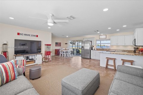 Снять в аренду виллу или дом в Лейк-Плэсид, Флорида 2 спальни, № 2021479 - фото 15