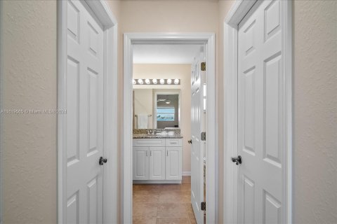 Снять в аренду виллу или дом в Лейк-Плэсид, Флорида 2 спальни, № 2021479 - фото 24