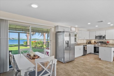 Снять в аренду виллу или дом в Лейк-Плэсид, Флорида 2 спальни, № 2021479 - фото 5