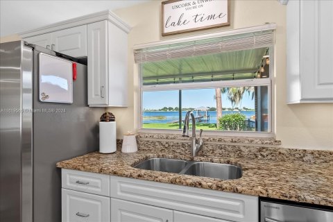 Снять в аренду виллу или дом в Лейк-Плэсид, Флорида 2 спальни, № 2021479 - фото 9