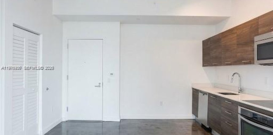 Apartamento en Miami, Florida 1 dormitorio, 49.7 m2 № 2041729