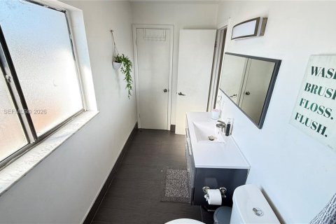 Adosado en venta en Miami Gardens, Florida, 3 dormitorios, 143.35 m2 № 2033894 - foto 17