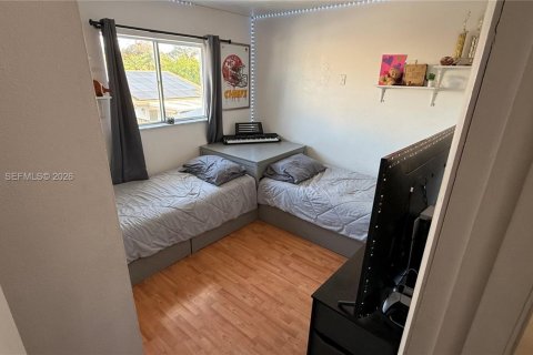 Adosado en venta en Miami Gardens, Florida, 3 dormitorios, 143.35 m2 № 2033894 - foto 15