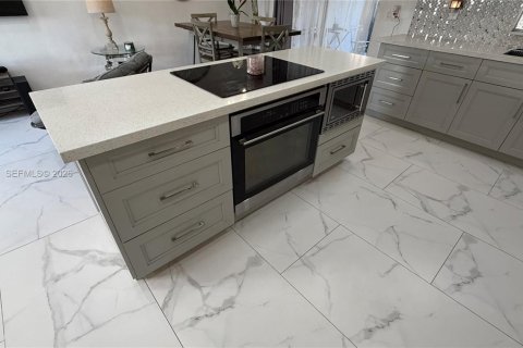 Adosado en venta en Miami Gardens, Florida, 3 dormitorios, 143.35 m2 № 2033894 - foto 5