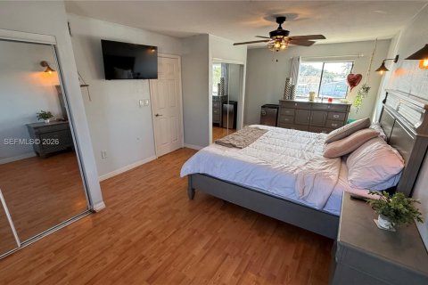 Adosado en venta en Miami Gardens, Florida, 3 dormitorios, 143.35 m2 № 2033894 - foto 13