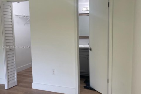 Copropriété à louer à Pembroke Pines, Floride: 2 chambres, 73.11 m2 № 2387129 - photo 19
