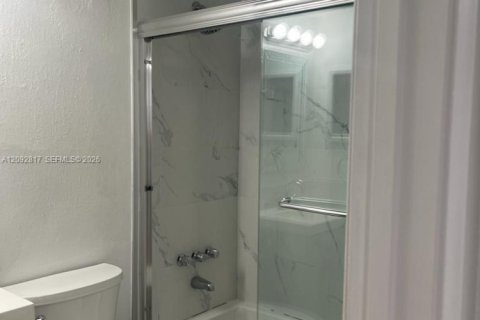 Copropriété à louer à Pembroke Pines, Floride: 2 chambres, 73.11 m2 № 2387129 - photo 5