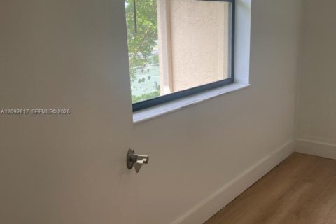 Copropriété à louer à Pembroke Pines, Floride: 2 chambres, 73.11 m2 № 2387129 - photo 13