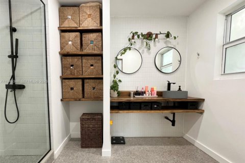 Купить виллу или дом в Холливуд, Флорида 2 спальни, 122.91м2, № 2011113 - фото 22