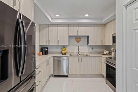 Condominio en venta en Doral, Florida, 3 dormitorios, 141.68 m2 № 1986105 - foto 4