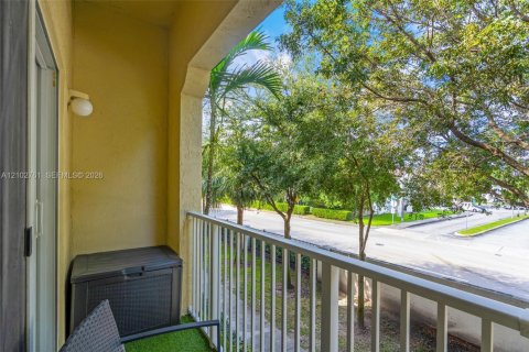 Copropriété à vendre à Doral, Floride: 2 chambres, 104.33 m2 № 2407800 - photo 16