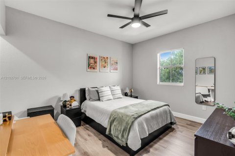 Copropriété à vendre à Doral, Floride: 2 chambres, 104.33 m2 № 2407800 - photo 10