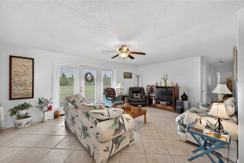 Casa en venta en Indian lake estates, Florida, 3 dormitorios, 191.38 m2 № 2137951 - foto 7