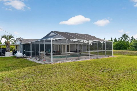 Casa en venta en Indian lake estates, Florida, 3 dormitorios, 191.38 m2 № 2137951 - foto 25