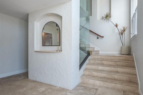 Villa ou maison à louer à Gulfport, Floride: 3 chambres, 314.1 m2 № 2125855 - photo 8