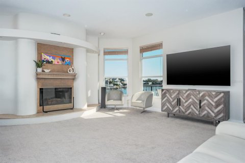 Villa ou maison à louer à Gulfport, Floride: 3 chambres, 314.1 m2 № 2125855 - photo 10