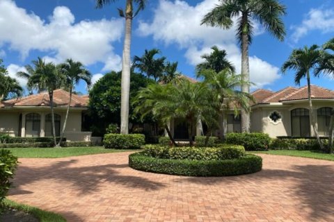 House in Palm Beach Gardens, Florida 4 bedrooms, 477.15 sq.m. № 2244988 - photo 22