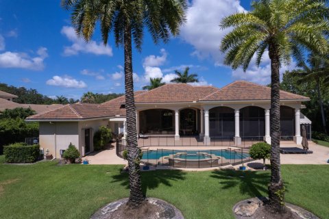 House in Palm Beach Gardens, Florida 4 bedrooms, 477.15 sq.m. № 2244988 - photo 27