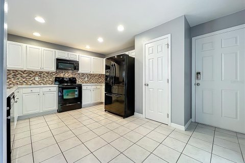 Villa ou maison à vendre à Orlando, Floride: 3 chambres, 227.15 m2 № 1883656 - photo 20