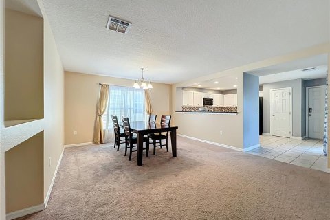 Villa ou maison à vendre à Orlando, Floride: 3 chambres, 227.15 m2 № 1883656 - photo 13