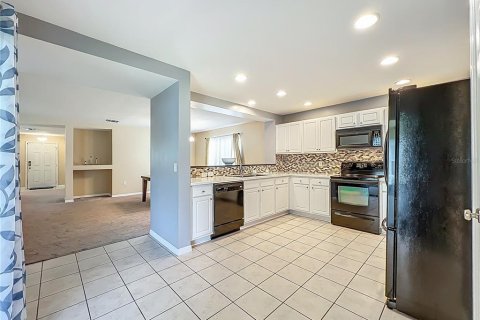 Villa ou maison à vendre à Orlando, Floride: 3 chambres, 227.15 m2 № 1883656 - photo 26