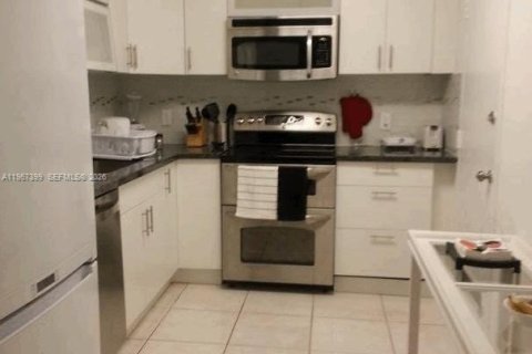 Condominio en alquiler en Sunny Isles Beach, Florida, 1 dormitorio, 64.57 m2 № 2031544 - foto 8