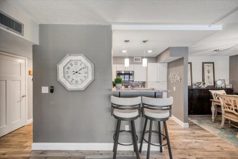 Condominio en venta en Redington Shores, Florida, 2 dormitorios, 99.41 m2 № 1826151 - foto 11