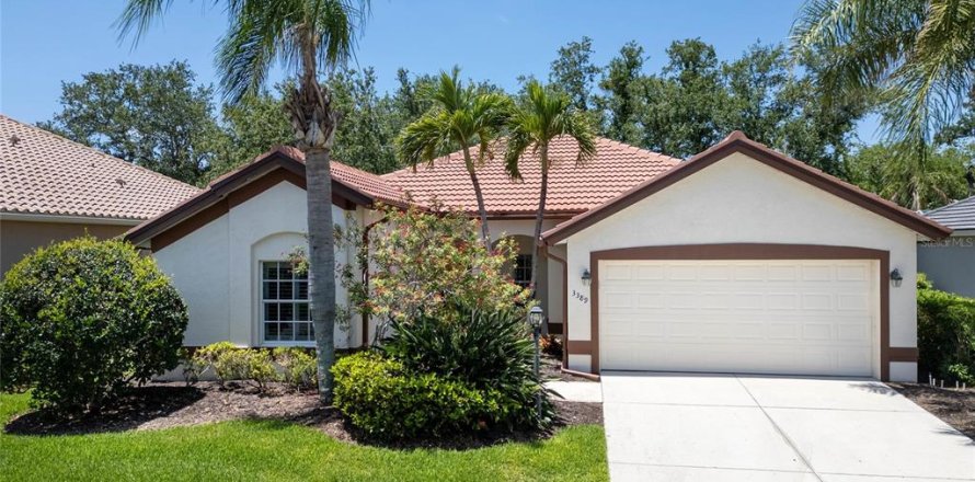 House in Port Charlotte, Florida 2 bedrooms, 163.69 sq.m. № 1680572