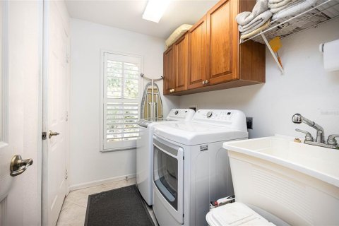 House in Port Charlotte, Florida 2 bedrooms, 163.69 sq.m. № 1680572 - photo 21