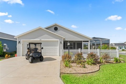 Casa en alquiler en The Villages, Florida, 2 dormitorios, 110 m2 № 1832205 - foto 1