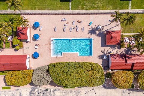 Condominio en venta en Miami Beach, Florida, 1 dormitorio, 78.78 m2 № 2036765 - foto 30