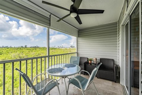 Condo in Holmes Beach, Florida, 2 bedrooms  № 1901193 - photo 24