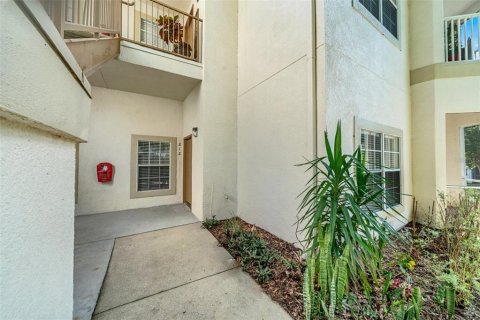Condo in DeLand, Florida, 2 bedrooms  № 2209269 - photo 3