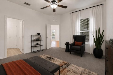 Condo in DeLand, Florida, 2 bedrooms  № 2209269 - photo 18
