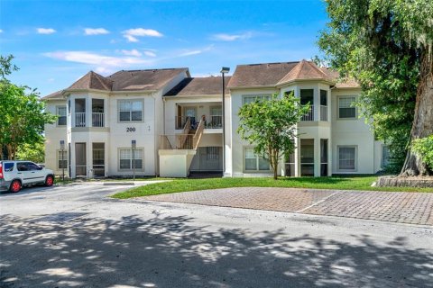 Condo in DeLand, Florida, 2 bedrooms № 2209269