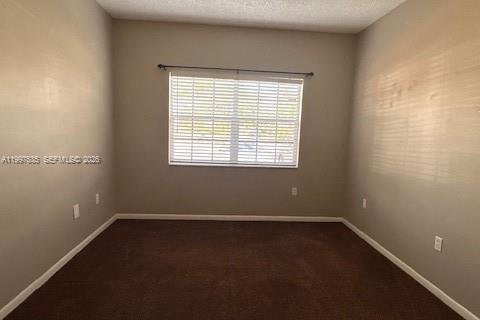 Condo in Pembroke Pines, Florida, 1 bedroom  № 2059487 - photo 11