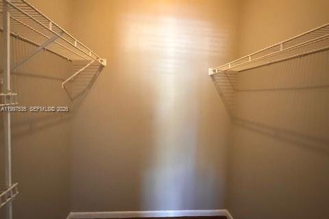 Condo in Pembroke Pines, Florida, 1 bedroom  № 2059487 - photo 12